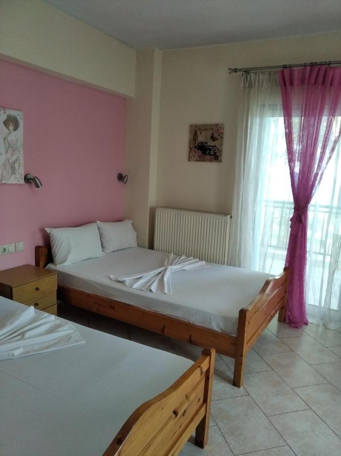 Poseidon Rooms Vrasná Esterno foto